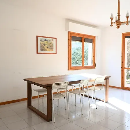 S077 - Sirolo, Trilocale Con Giardino In Centro * Sirolo