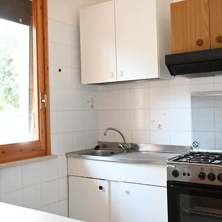 S077 - Sirolo, Trilocale Con Giardino In Centro