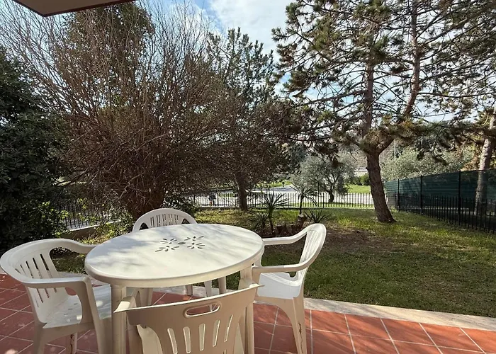 S077 - Sirolo, Trilocale Con Giardino In Centro Appartement