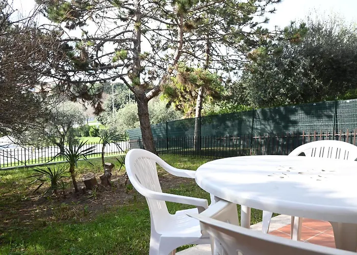 S077 - Sirolo, Trilocale Con Giardino In Centro Appartement