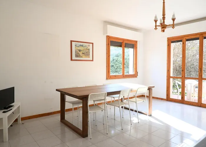 S077 - Sirolo, Trilocale Con Giardino In Centro * Sirolo