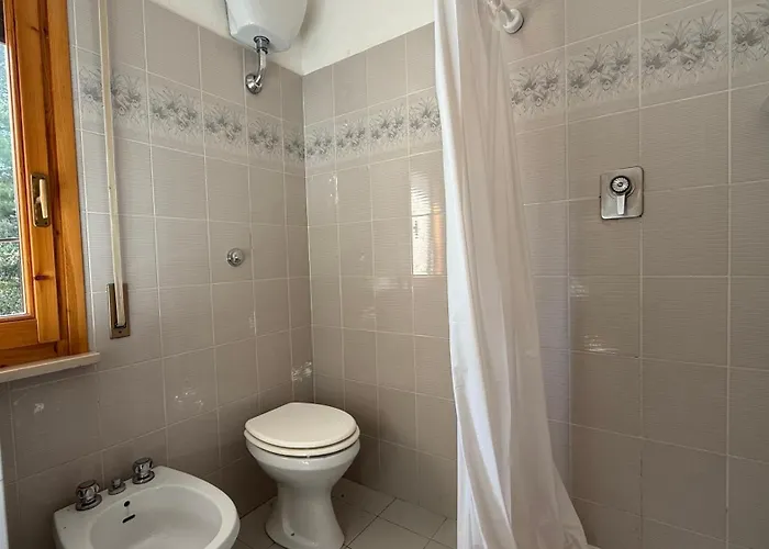 S077 - Sirolo, Trilocale Con Giardino In Centro Appartement *