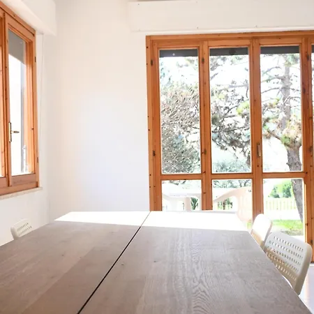 Apartamento S077 - Sirolo, Trilocale Con Giardino In Centro Sirolo