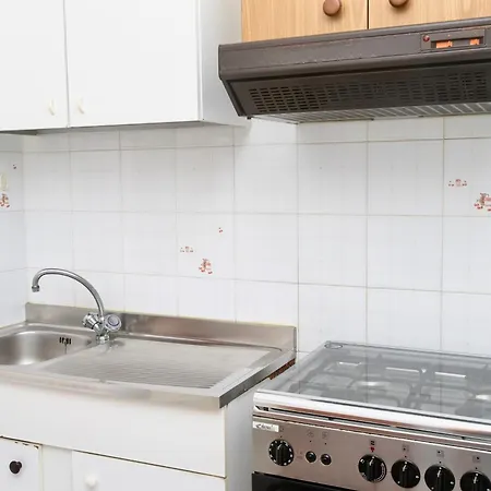 S077 - Sirolo, Trilocale Con Giardino In Centro Apartamento
