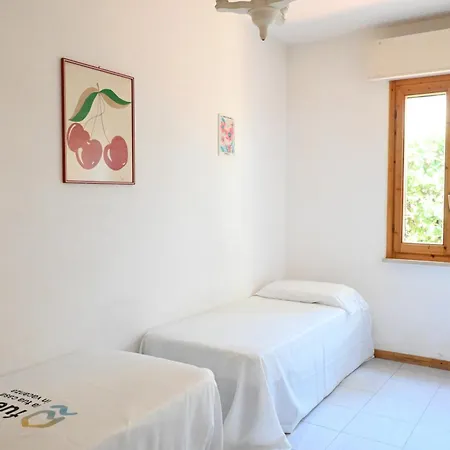 Apartamento S077 - Sirolo, Trilocale Con Giardino In Centro