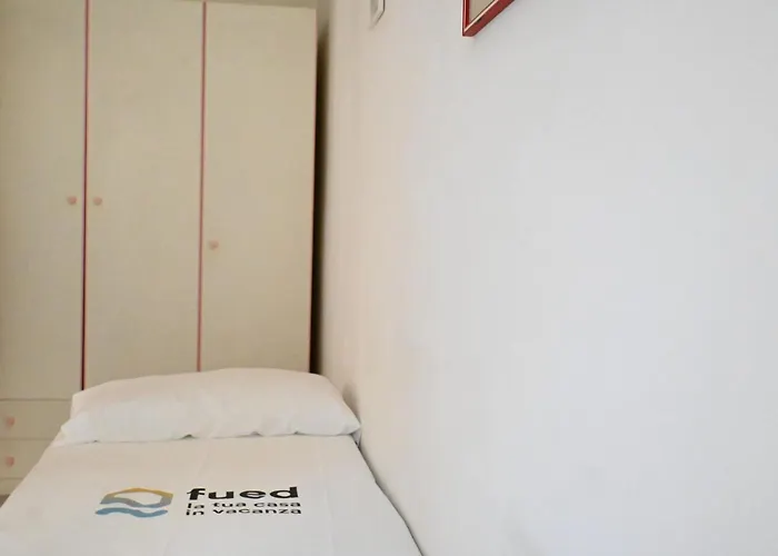 S077 - Sirolo, Trilocale Con Giardino In Centro * Sirolo