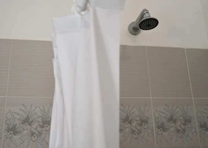 S077 - Sirolo, Trilocale Con Giardino In Centro Apartment Sirolo