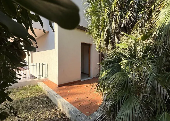 S077 - Sirolo, Trilocale Con Giardino In Centro Apartment *