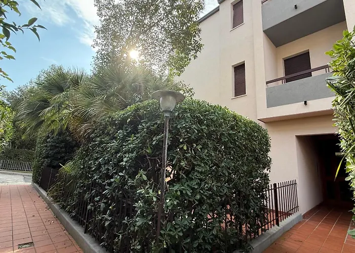 Apartment S077 - Sirolo, Trilocale Con Giardino In Centro